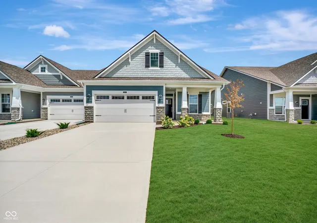 Photo 1 of Single family home for sale at 3233 Heather Dr, Bargersville, IN 46106 | MLS# 22108535 | Listing updated on 2026-09-22