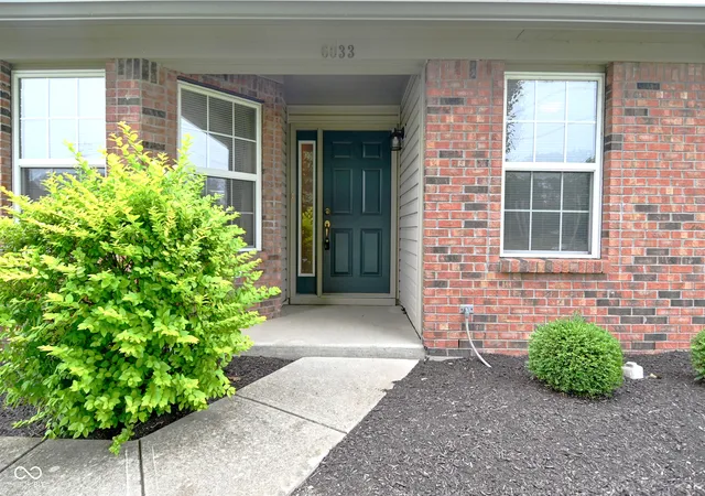 Photo 3 of Condo for sale at 6033 Carriage Cor, Indianapolis, IN 46237 | MLS# 22108747 | Listing updated on 2026-10-07