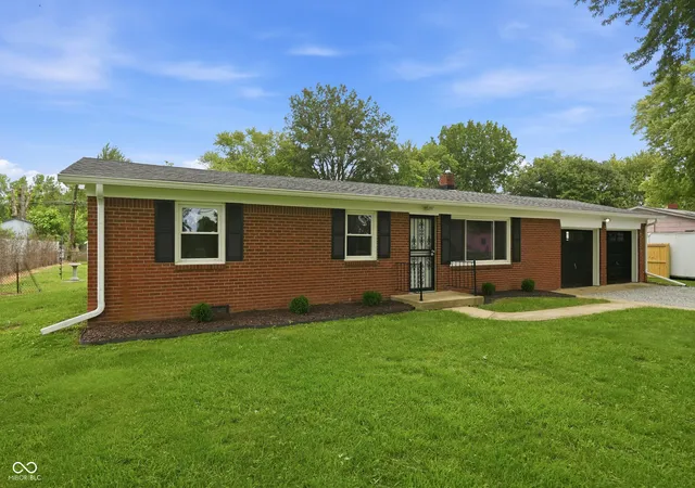 Photo 2 of Single family home for sale at 10628 E County Rd 100 S, Indianapolis, IN 46231 | MLS# 22108849 | Listing updated on 2026-09-15