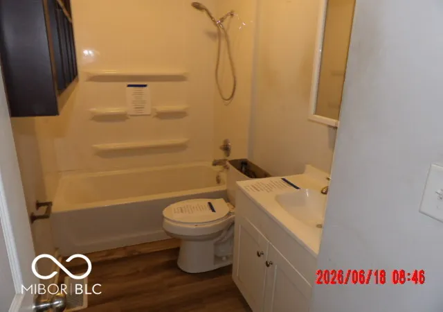 Photo 4 of Single family home for sale at 81 Crestview Dr, Greenwood, IN 46143 | MLS# 22109074 | Listing updated on 2026-09-15
