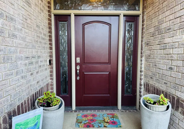Photo 3 of Single family home for sale at 5383 Buckingham Ln, Plainfield, IN 46168 | MLS# 22109079 | Listing updated on 2026-09-15