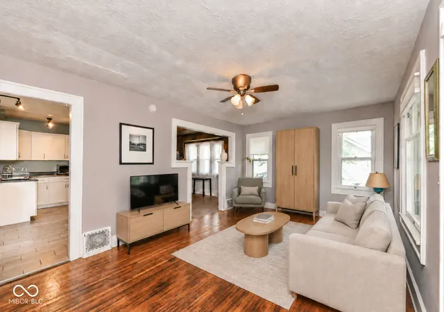 Photo 3 of Single family home for sale at 250 N Oakland Ave, Indianapolis, IN 46201 | MLS# 22109276 | Listing updated on 2026-10-08