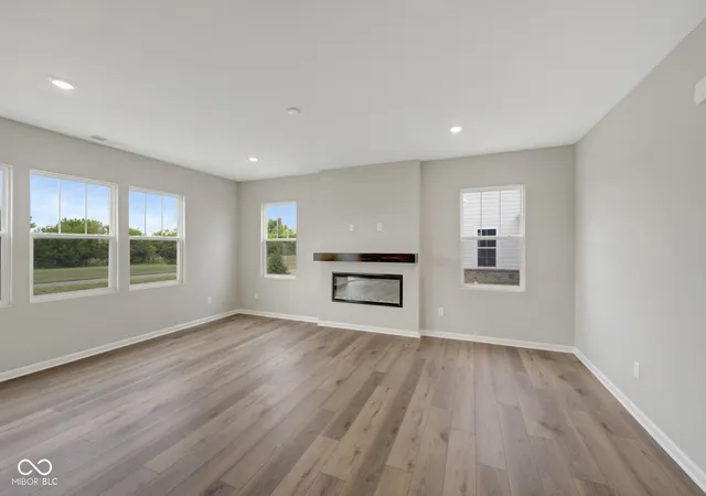 Photo 4 of Sale Pending at 9872 Glad Grist Dr, Mc Cordsville, IN 46055 | MLS# 22109625 | Listing updated on 2026-10-22