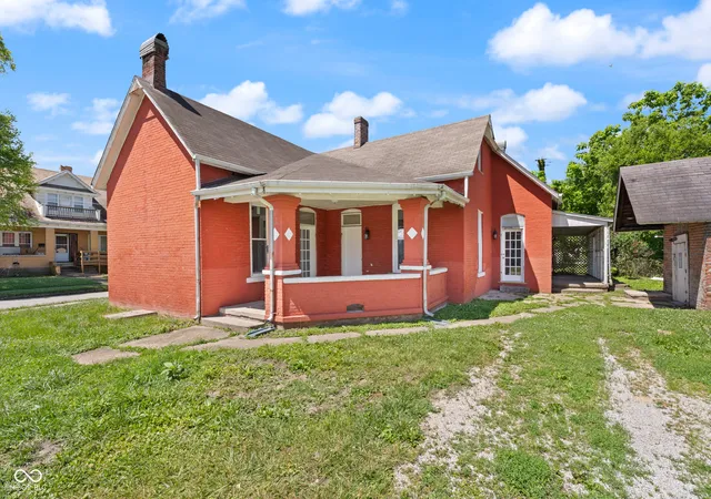 Single family home for sale at 300 W Howard St, Crothersville, IN 47229 | MLS# 22109729