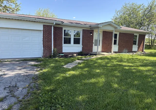 Photo 1 of Single family home for sale at 13410 E State Rd 7, Elizabethtown, IN 47232 | MLS# 22110102 | Listing updated on 2026-10-01
