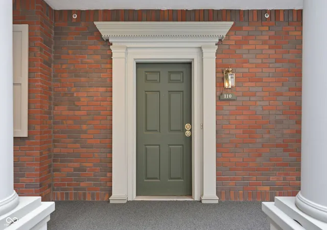 Photo 3 of Condo for sale at 7601 Newport Bay Dr #110, Indianapolis, IN 46240 | MLS# 22110203 | Listing updated on 2026-09-14