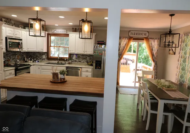 Photo 4 of Single family home for sale at 1287 Lovers Rd, Batesville, IN 47006 | MLS# 22110365 | Listing updated on 2026-09-10