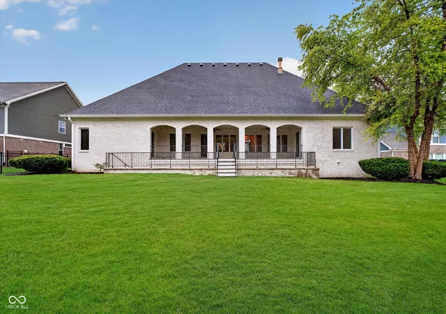 Photo 4 of Single family home for sale at 5913 Chartwell Dr, Bargersville, IN 46106 | MLS# 22110375 | Listing updated on 2026-09-24