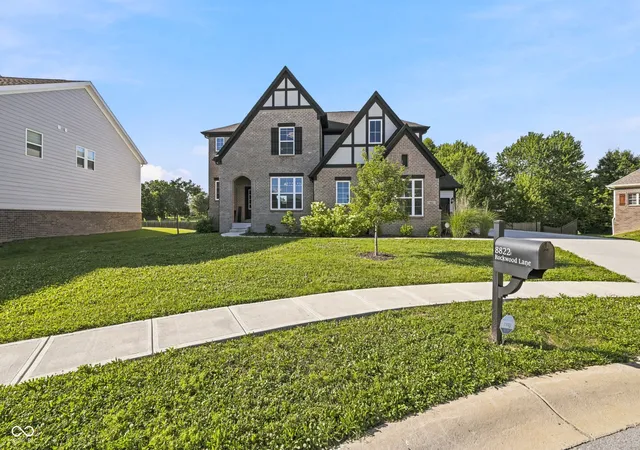 Photo 3 of Single family home for sale at 8822 Rockwood Ln, Indianapolis, IN 46259 | MLS# 22110477 | Listing updated on 2026-10-07