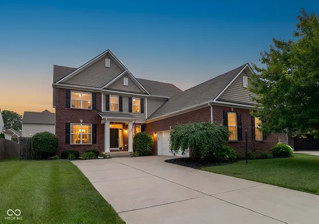 Photo 2 of Single family home for sale at 12330 Twyckenham Dr, Fishers, IN 46037 | MLS# 22110567 | Listing updated on 2026-09-24