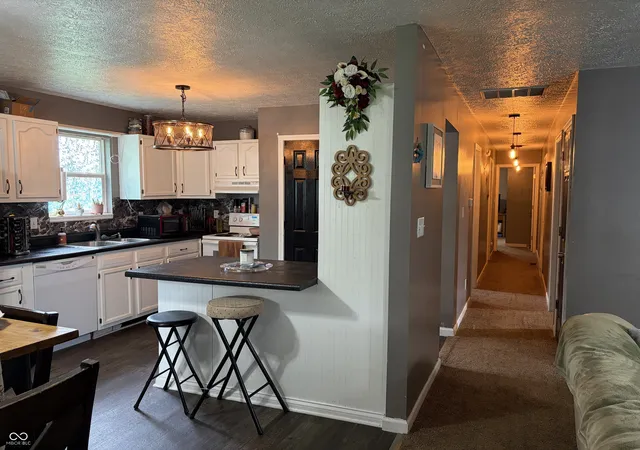 Photo 4 of Single family home for sale at 929 S Grant St, Martinsville, IN 46151 | MLS# 22110723 | Listing updated on 2026-09-15