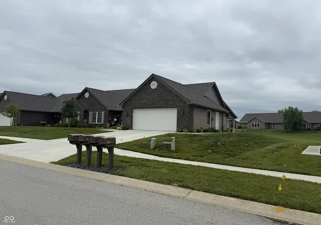 Photo 2 of Single family home for sale at 2637 Viceroy Ln, Lebanon, IN 46052 | MLS# 22110757 | Listing updated on 2026-10-02