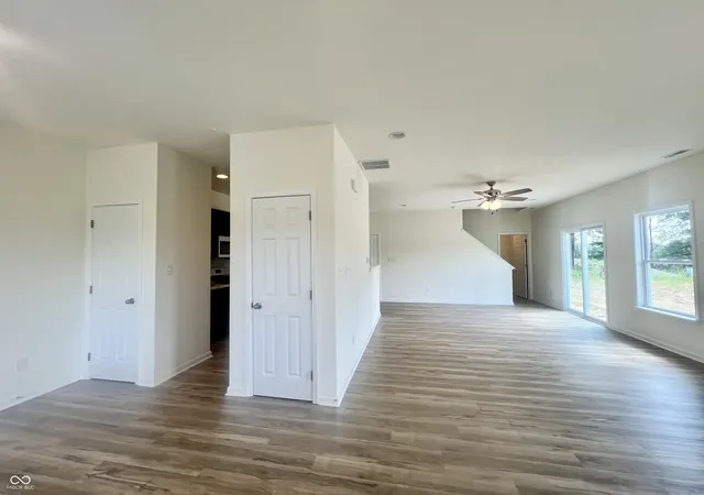 Photo 2 of Single family home for sale at 173 Owen Shore, Batesville, IN 47006 | MLS# 22110789 | Listing updated on 2026-09-22