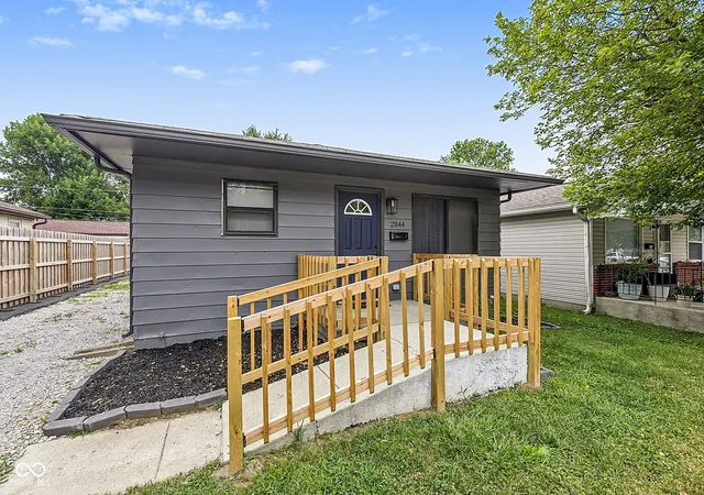 Photo 3 of Sale Pending at 2844 Dietz St, Indianapolis, IN 46203 | MLS# 22110790 | Listing updated on 2026-09-13