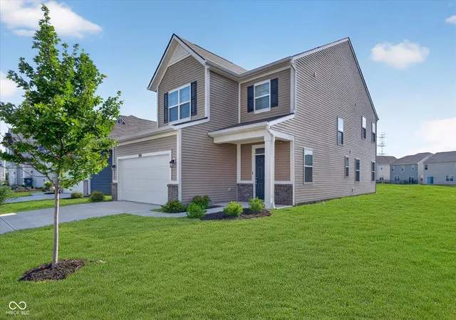 Photo 2 of Single family home for sale at 5115 Triple Crown Way, Indianapolis, IN 46237 | MLS# 22111116 | Listing updated on 2026-09-10