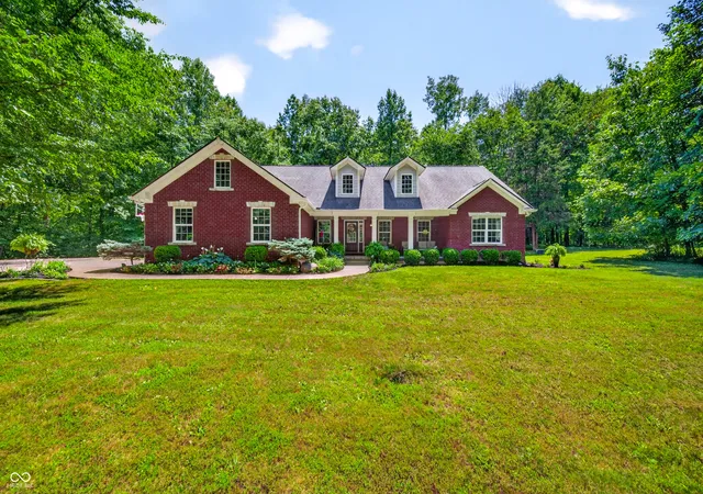 Photo 1 of Sale Pending at 7197 E Pine Needle Ln, Morgantown, IN 46160 | MLS# 22111119 | Listing updated on 2026-09-11