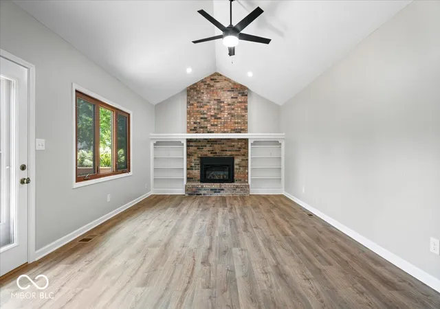 Photo 3 of Single family home for sale at 13749 Langley Ct, Carmel, IN 46032 | MLS# 22111171 | Listing updated on 2026-09-10