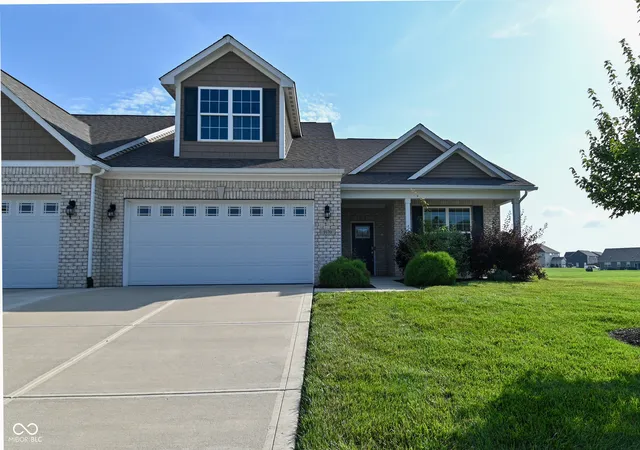Photo 1 of Single family home for sale at 9170 Hedley Way E, Avon, IN 46123 | MLS# 22111198 | Listing updated on 2026-09-22