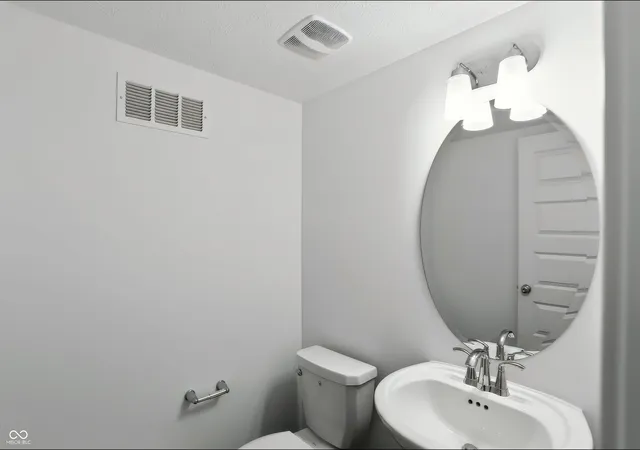 Photo 4 of Townhouse for sale at 1960 Rosette Way, Indianapolis, IN 46202 | MLS# 22111226 | Listing updated on 2026-09-22