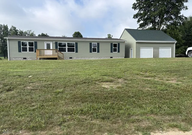 Photo 2 of Manufactured home for sale at 5950 N Us Hwy 31, Seymour, IN 47274 | MLS# 22111384 | Listing updated on 2026-09-12