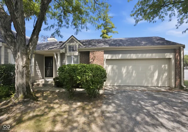 Photo 1 of Sale Pending at 9468 Aberdare Dr, Indianapolis, IN 46250 | MLS# 22111744 | Listing updated on 2026-10-02