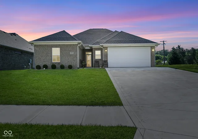Photo 1 of Single family home for sale at 1313 Cartwell Ct, Danville, IN 46122 | MLS# 22111939 | Listing updated on 2026-09-29