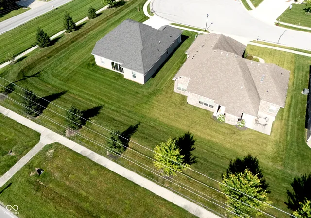 Photo 2 of Single family home for sale at 1313 Cartwell Ct, Danville, IN 46122 | MLS# 22111939 | Listing updated on 2026-09-29