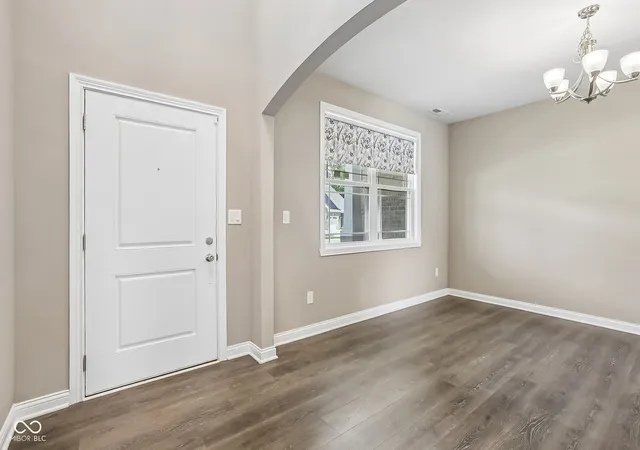 Photo 4 of Single family home for sale at 6077 Dugan Dr, Whitestown, IN 46075 | MLS# 22111985 | Listing updated on 2026-09-11