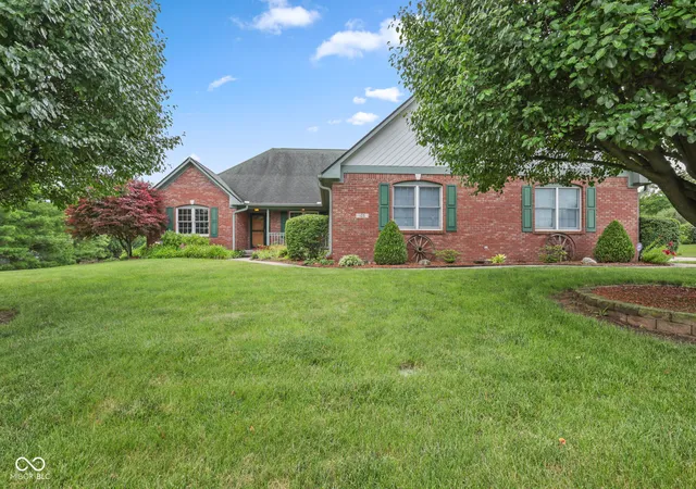 Photo 1 of Single family home for sale at 105 Woodfield Green, Danville, IN 46122 | MLS# 22112012 | Listing updated on 2026-09-28