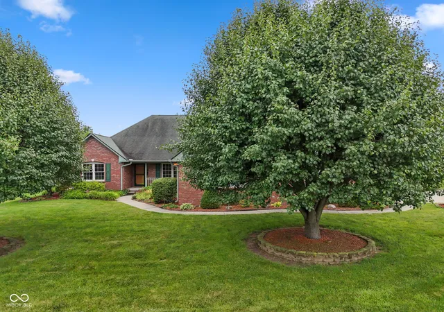 Photo 2 of Single family home for sale at 105 Woodfield Green, Danville, IN 46122 | MLS# 22112012 | Listing updated on 2026-09-28