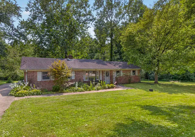 Photo 2 of Single family home for sale at 6211 E Southport Rd, Indianapolis, IN 46237 | MLS# 22112039 | Listing updated on 2026-09-12