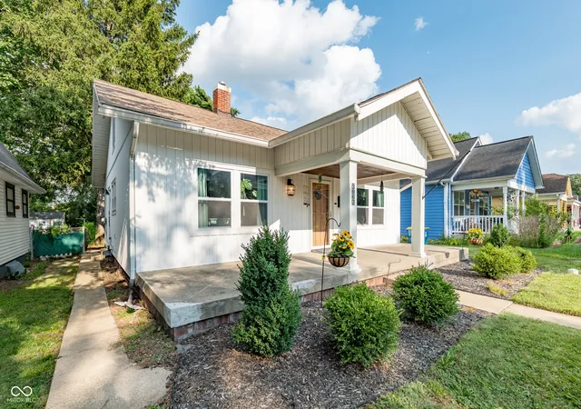 Photo 2 of Sale Pending at 3963 Winthrop Ave, Indianapolis, IN 46205 | MLS# 22112154 | Listing updated on 2026-10-06