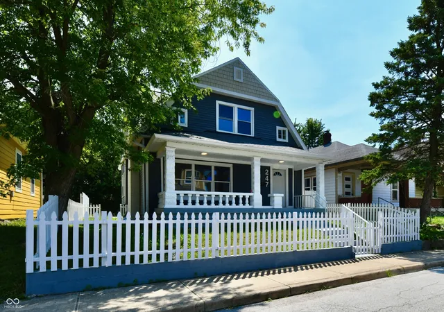 Photo 3 of Single family home for sale at 247 Hendricks Pl, Indianapolis, IN 46201 | MLS# 22112381 | Listing updated on 2026-10-01