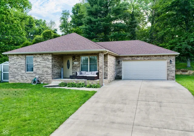Photo 1 of Single family home for sale at 1716 N Old Orchard, Seymour, IN 47274 | MLS# 22112975 | Listing updated on 2026-09-14