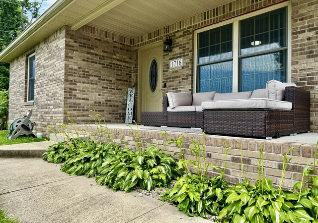 Photo 3 of Single family home for sale at 1716 N Old Orchard, Seymour, IN 47274 | MLS# 22112975 | Listing updated on 2026-09-14