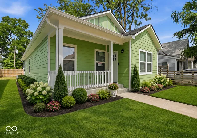 Photo 3 of Single family home for sale at 1172 Groff Av, Indianapolis, IN 46222 | MLS# 22113158 | Listing updated on 2026-10-06