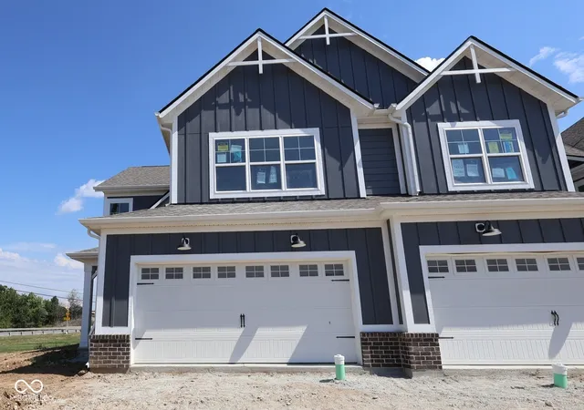 Photo 2 of Townhouse for sale at 12673 Morning Ridge Way, Noblesville, IN 46060 | MLS# 22113162 | Listing updated on 2026-09-22