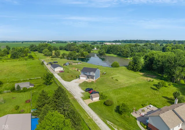 Photo 1 of Single family home for sale at 156 S County Rd 525 W, Danville, IN 46122 | MLS# 22113251 | Listing updated on 2026-09-14