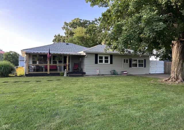 Photo 1 of Sale Pending at 906 Harlan St, Plainfield, IN 46168 | MLS# 22113296 | Listing updated on 2026-09-10