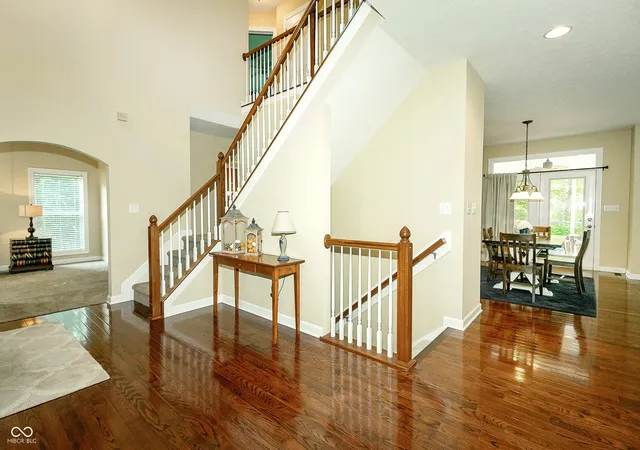 Photo 4 of Single family home for sale at 8461 Vine Maple Way, Indianapolis, IN 46278 | MLS# 22113402 | Listing updated on 2026-09-30