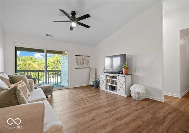 Photo 4 of Condo for sale at 12519 Timber Crk Dr #UNIT 11, Carmel, IN 46032 | MLS# 22113687 | Listing updated on 2026-09-10