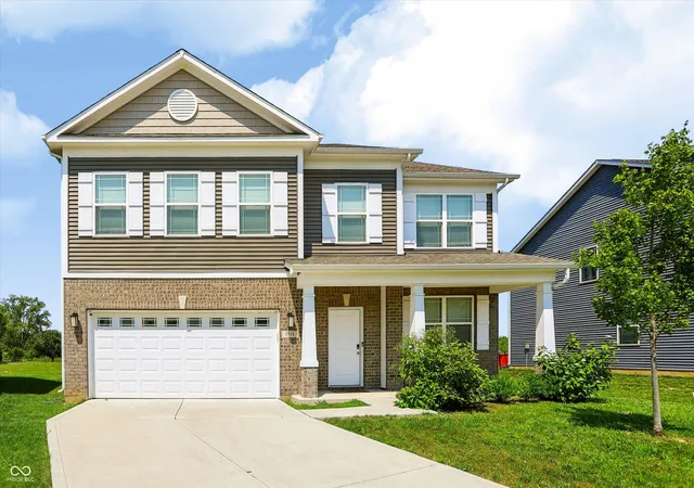 Photo 1 of Single family home for sale at 2738 Pointe Clb Rd, Indianapolis, IN 46229 | MLS# 22113906 | Listing updated on 2026-10-19