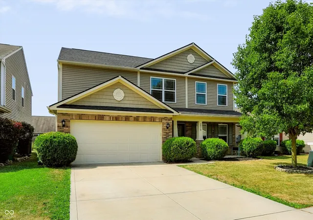 Photo 2 of Single family home for sale at 2979 W Sampler Ln, Monrovia, IN 46157 | MLS# 22113921 | Listing updated on 2026-09-22