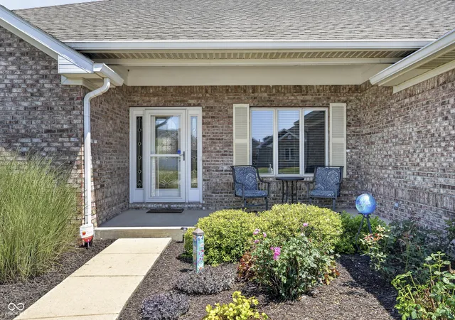 Photo 4 of Condo for sale at 1154 Brunes Blvd, Brownsburg, IN 46112 | MLS# 22114124 | Listing updated on 2026-09-28