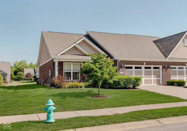 Photo 2 of Single family home for sale at 4142 Cairo Way, Avon, IN 46123 | MLS# 22114185 | Listing updated on 2026-09-12