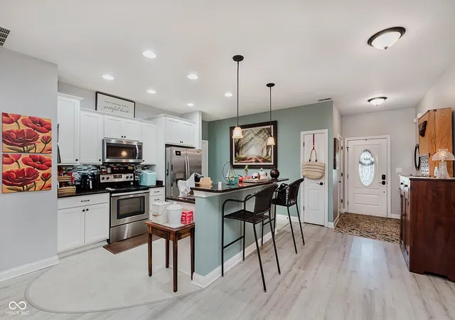 Photo 4 of Single family home for sale at 4142 Cairo Way, Avon, IN 46123 | MLS# 22114185 | Listing updated on 2026-09-12