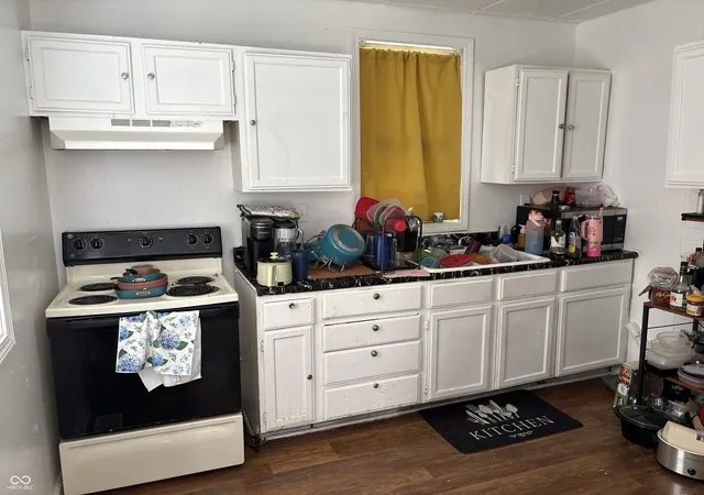 Photo 4 of Single family home for sale at 733 E 22nd Street, Indianapolis, IN 46202 | MLS# 22114248 | Listing updated on 2026-10-07