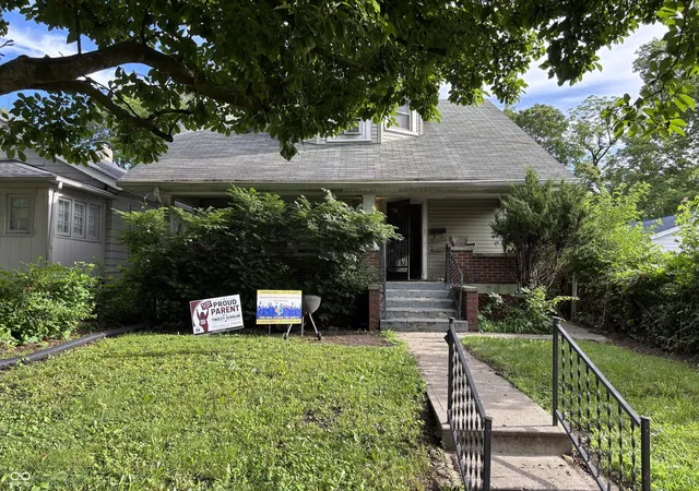 Single family home for sale at 1012 W 32nd Street, Indianapolis, IN 46208 | MLS# 22114355