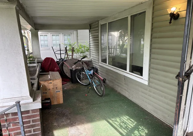 Photo 2 of Single family home for sale at 1012 W 32nd Street, Indianapolis, IN 46208 | MLS# 22114355 | Listing updated on 2026-10-07