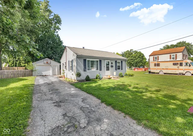 Photo 2 of Sale Pending at 156 E Carlisle St, Mooresville, IN 46158 | MLS# 22114419 | Listing updated on 2026-09-15